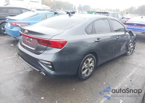 2021 Kia Forte Lxs из США, поврежденный, VIN 3KPF24AD3ME339040
